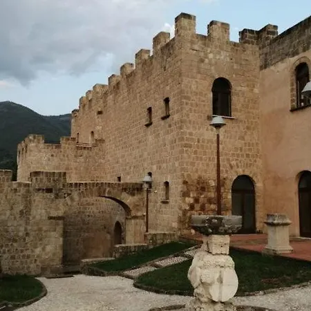 Lantställe Salisu *