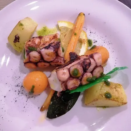 Lantställe Salisu *